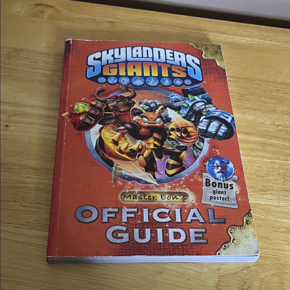 😄Skylanders giants official guide 2013